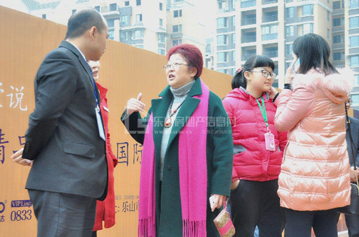 暖冬归家点亮幸福 滟澜洲·央墅12月4日完美交房