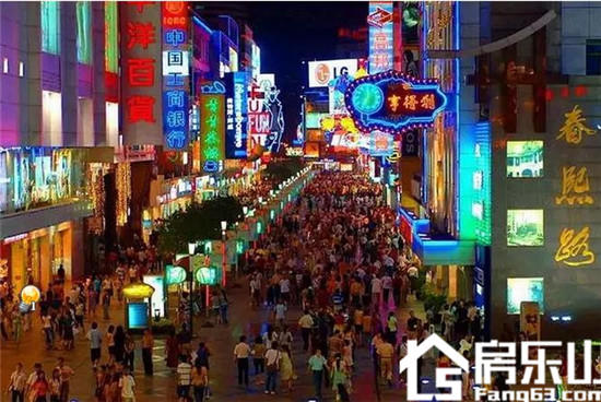 高校旺铺，满租发售！来，一起赚学生的钱！