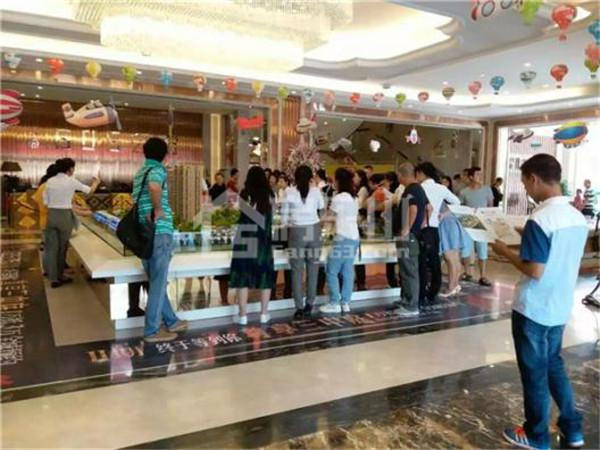 【进度播报】热烈庆贺汉诚605公馆一期封顶大吉 二期即将登场 图片11.jpg