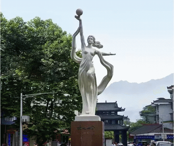 121540160fa3e5500a7481.gif 640(2)_结果.gif