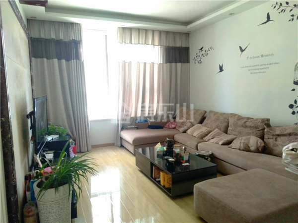 0716141567d8a819f15282.png 3.客厅.png