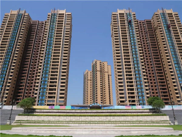 春森里1号楼(左) 3号楼(中)和4号楼(右) 春森里1号楼(左) 3号楼(中)和4号楼(右)