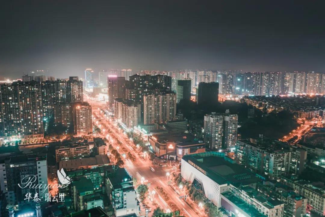 柏杨西路夜景实拍