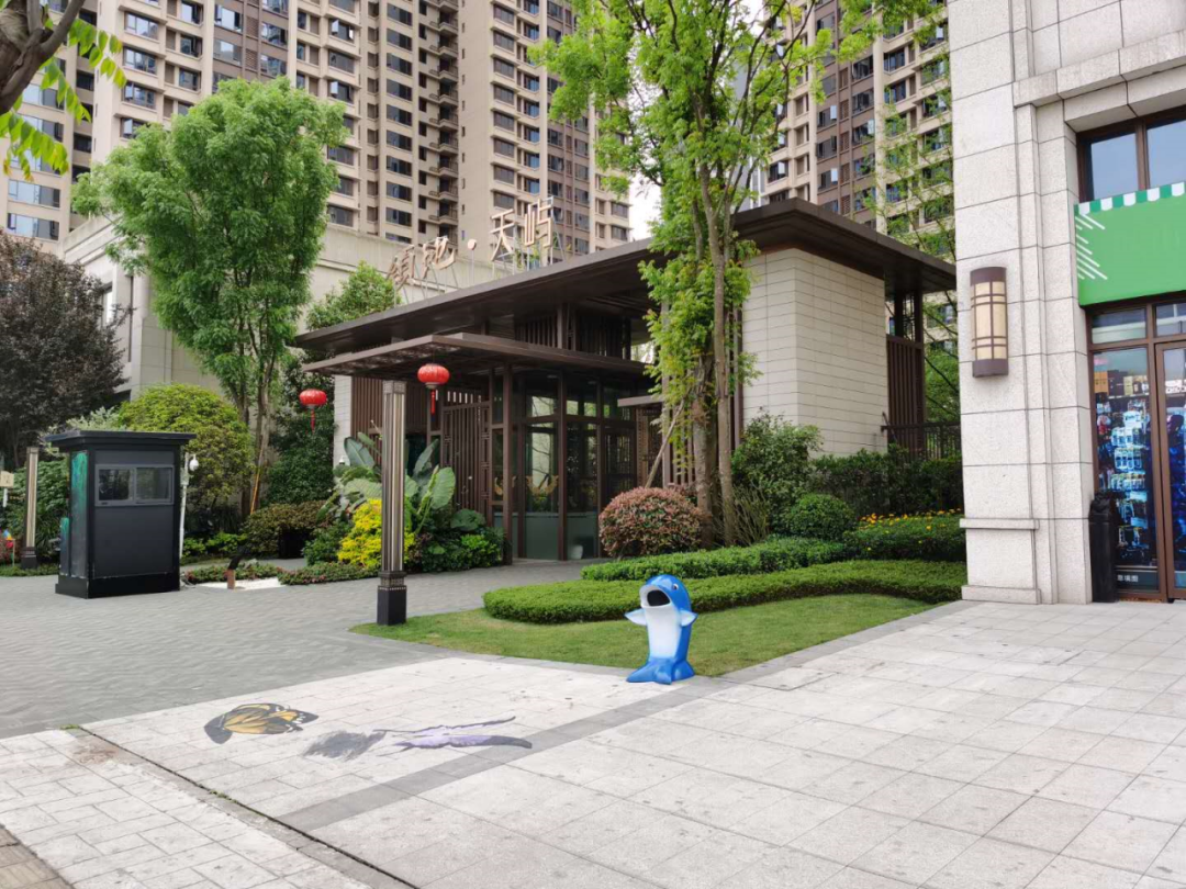 领地天屿大门实景图 领地天屿大门实景图