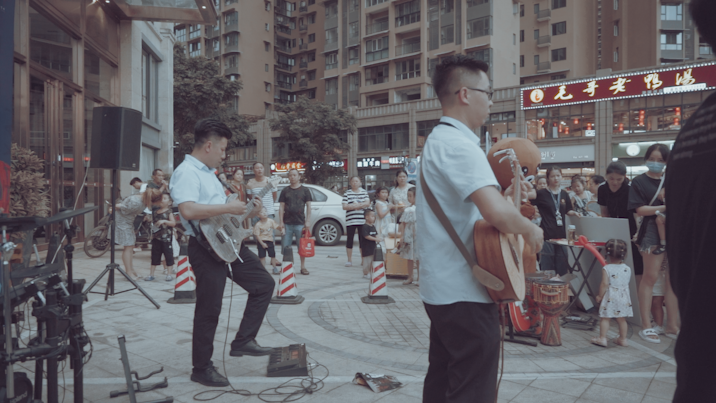 滟澜洲潮玩季火爆开启！潮玩一夏，全城“潮”这看