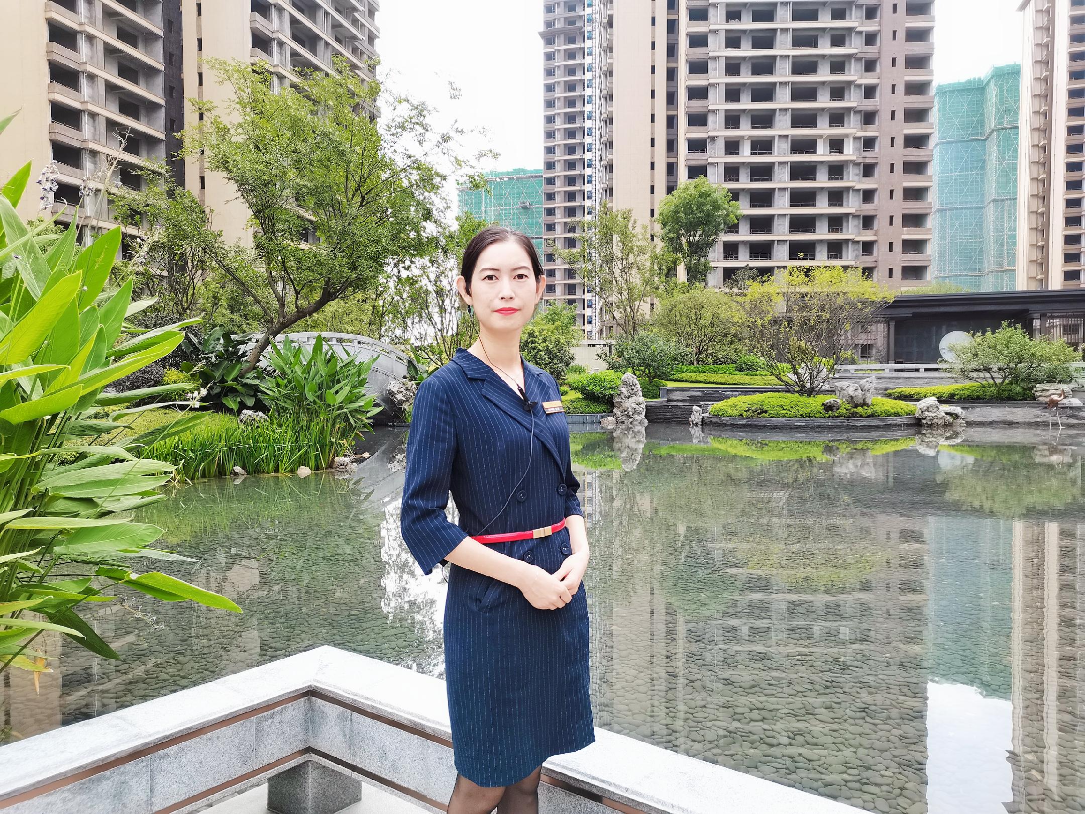走进邦泰·大渡河府 滨河湾客户经理陈诗，听她讲置业顾问的故事