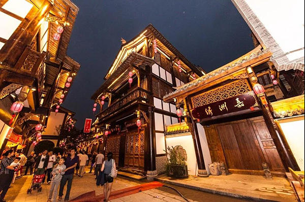 乐山天街实景图