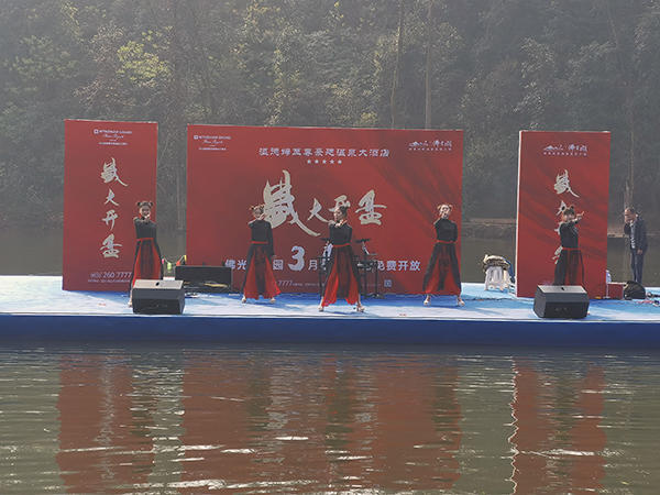 海棠别院开盘现场图 海棠别院开盘现场图