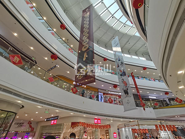 万达广场购物中心内部实景图 万达广场购物中心内部实景图