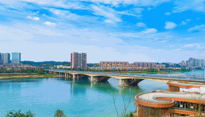 大渡河大桥实拍图 大渡河大桥实拍图