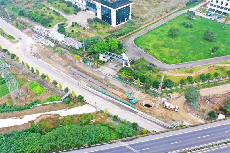 乐山高新区南新大道(龙安路至故宫西路) 乐山高新区南新大道(龙安路至故宫西路)