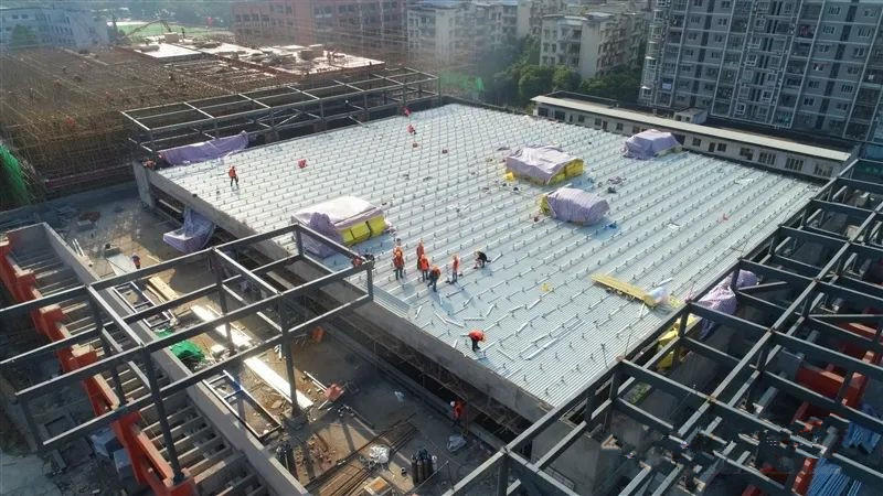 好消息，乐山市体育中心新建场馆，主体即将封顶！
