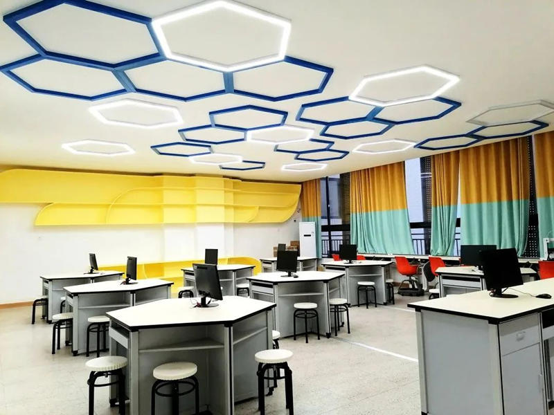乐师附小高新校区实景图 乐师附小高新校区实景图
