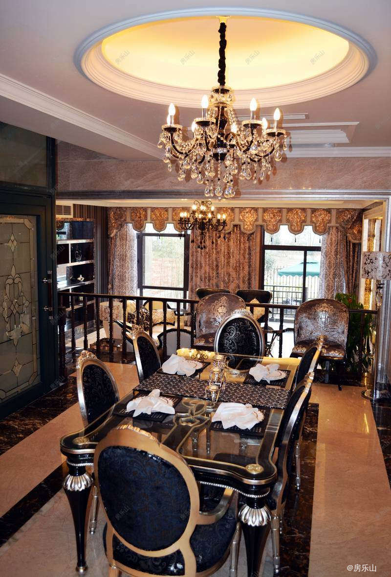 西岸第一城样板间