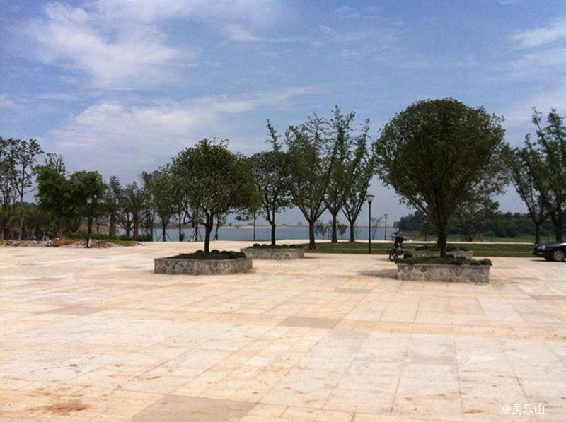 峨眉青庐实景图