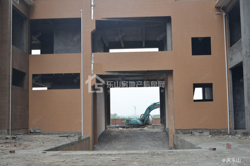 西岸第一城实景图