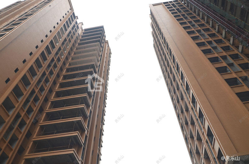 西岸第一城实景图