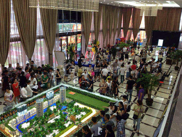   微信扫一扫礼品少不了！周六、周末到访及抽奖