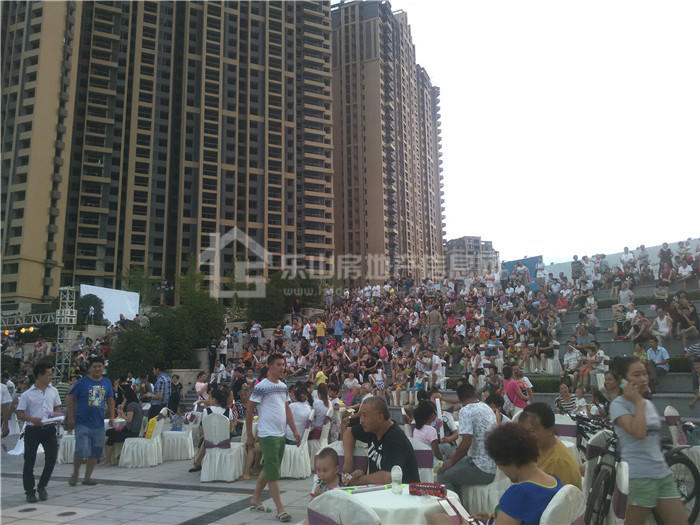 七夕夜！数千人选择了这样"shi"身？