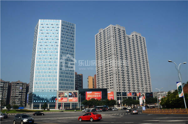 最给力开学季:立事达15年直升教育航母磅礴起航 最给力开学季:立事达15年直升教育航母磅礴起航