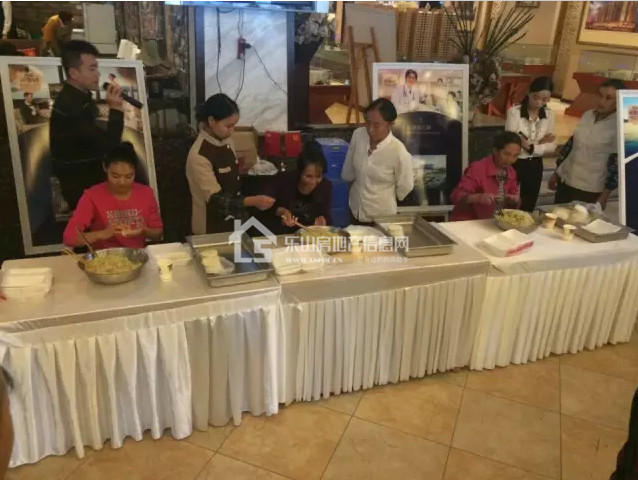 亲，你的饺子下锅了没？