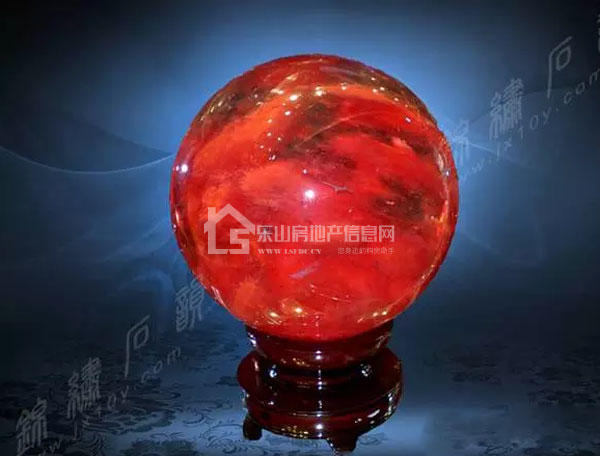 蓝山湾携手奢侈名品，10月31日有请大人物！