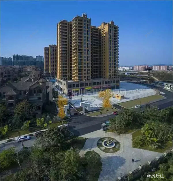 西岸第一城实景图