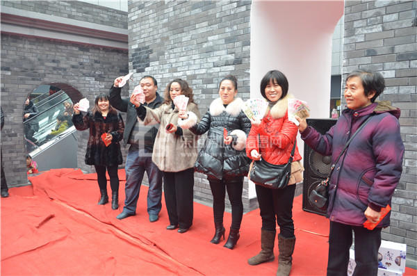 嘉州新天地.嘉州皮革城“迎新嘉年华” 抽现金、享豪礼!