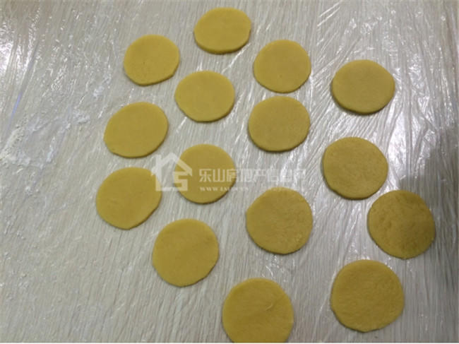 分享甜蜜汇聚快乐时光 铂金汇趣味DIY热闹继续! ??14.jpg