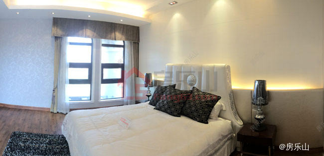 西岸第一城别墅样板间