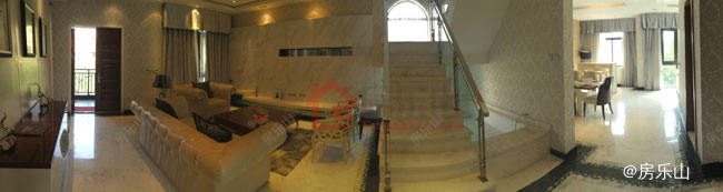 西岸第一城别墅样板间