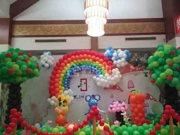 五洲汉唐清明特惠放价，小长假来看梦幻气球展