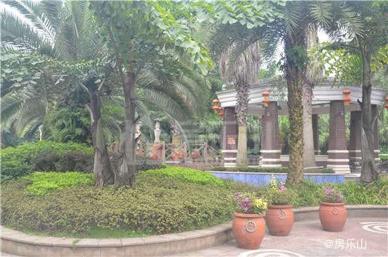 西岸第一城实景