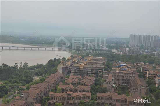 西岸第一城实景