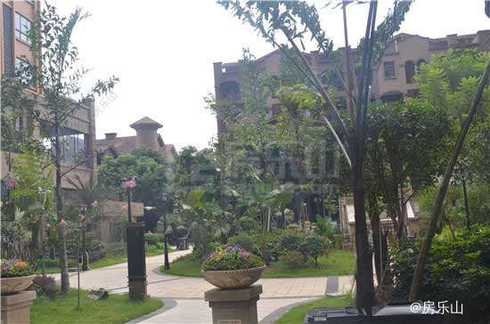 西岸第一城实景