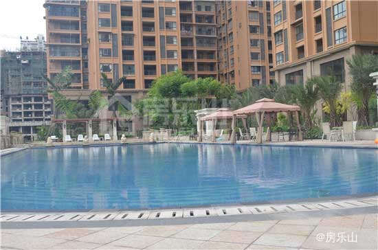 西岸第一城实景