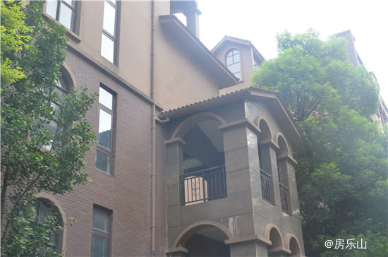 西岸第一城实景