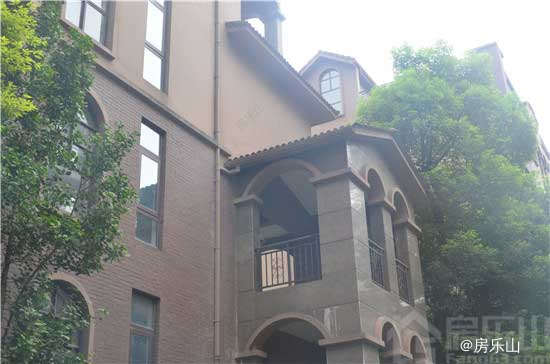 西岸第一城实景