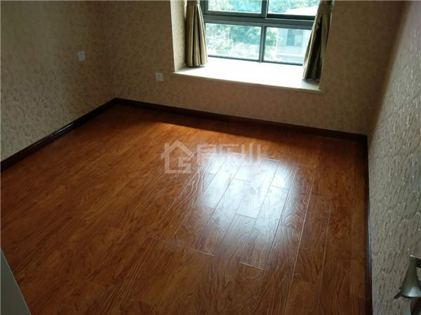 乐山二手房特辑:【新广场】白燕路附近 优选精装大三房 505898844546087375.jpg