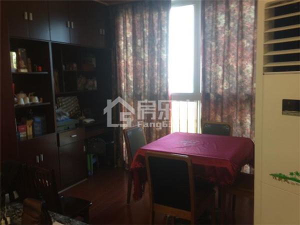 82-90㎡精装大两室二手房 总价38-40万 找房乐山有优惠！  