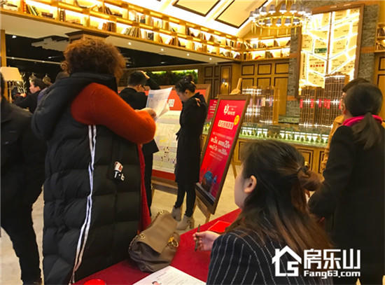 排号也疯狂!梧桐公馆车位本周火热开售