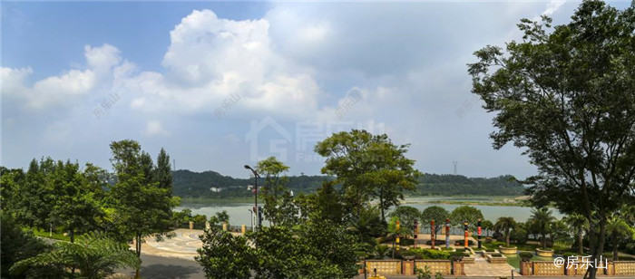 西岸第一城实景图