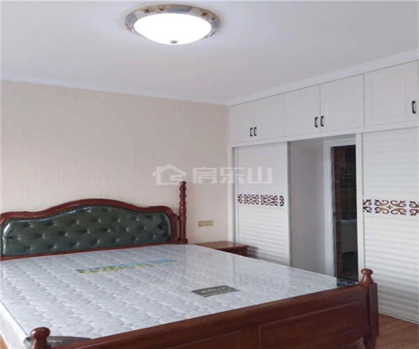 011503257afdb15d355164.jpg