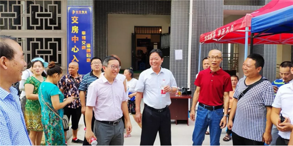 31165721ffea4cddef3304.png 微信截图_20180831165011.png