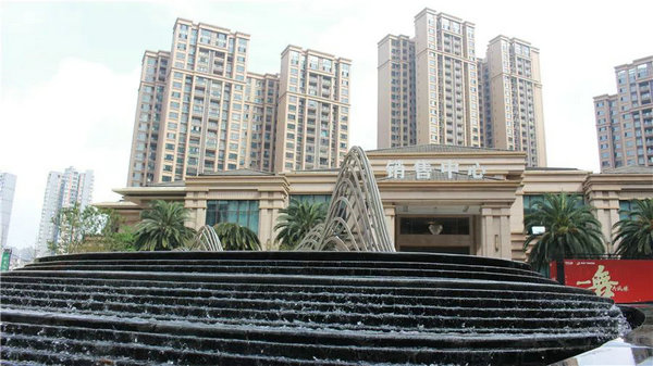 都别拦我,这周末我要去中心城逛车展,抽大奖,0元拍家电……-房乐山