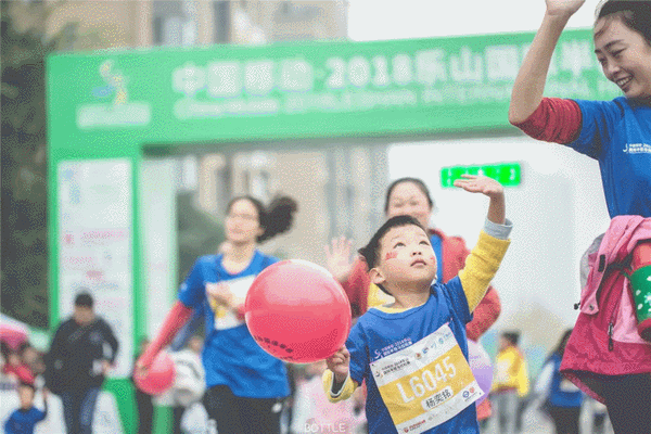 05105852a66a6ca2f19395.gif 640(8)_缁撴灉.gif
