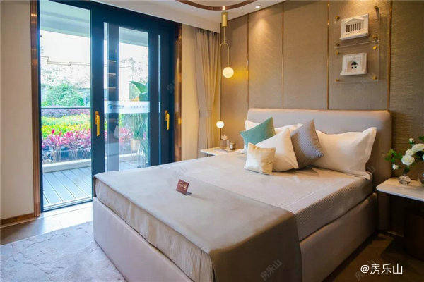 邦泰大渡河府滨河湾样板间