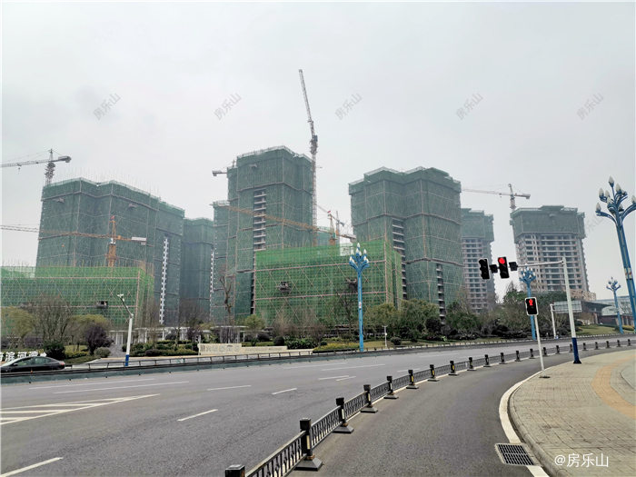 邦泰大渡河府滨河湾工程进度