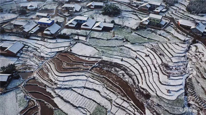 四峨山梯田