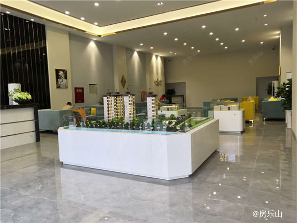 翰林雲上售楼部实拍